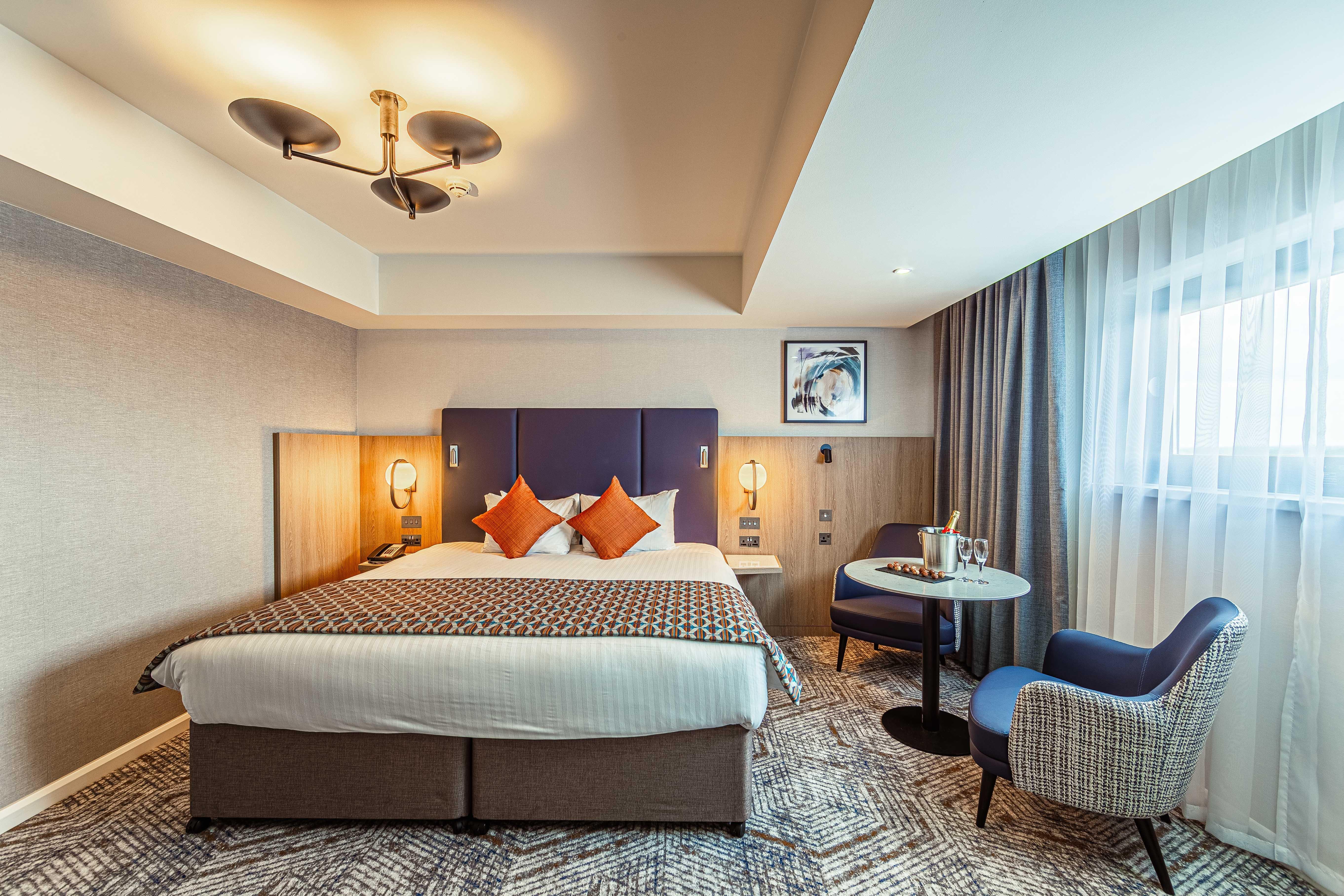 Crowne Plaza Reading Hotel Bagian luar foto