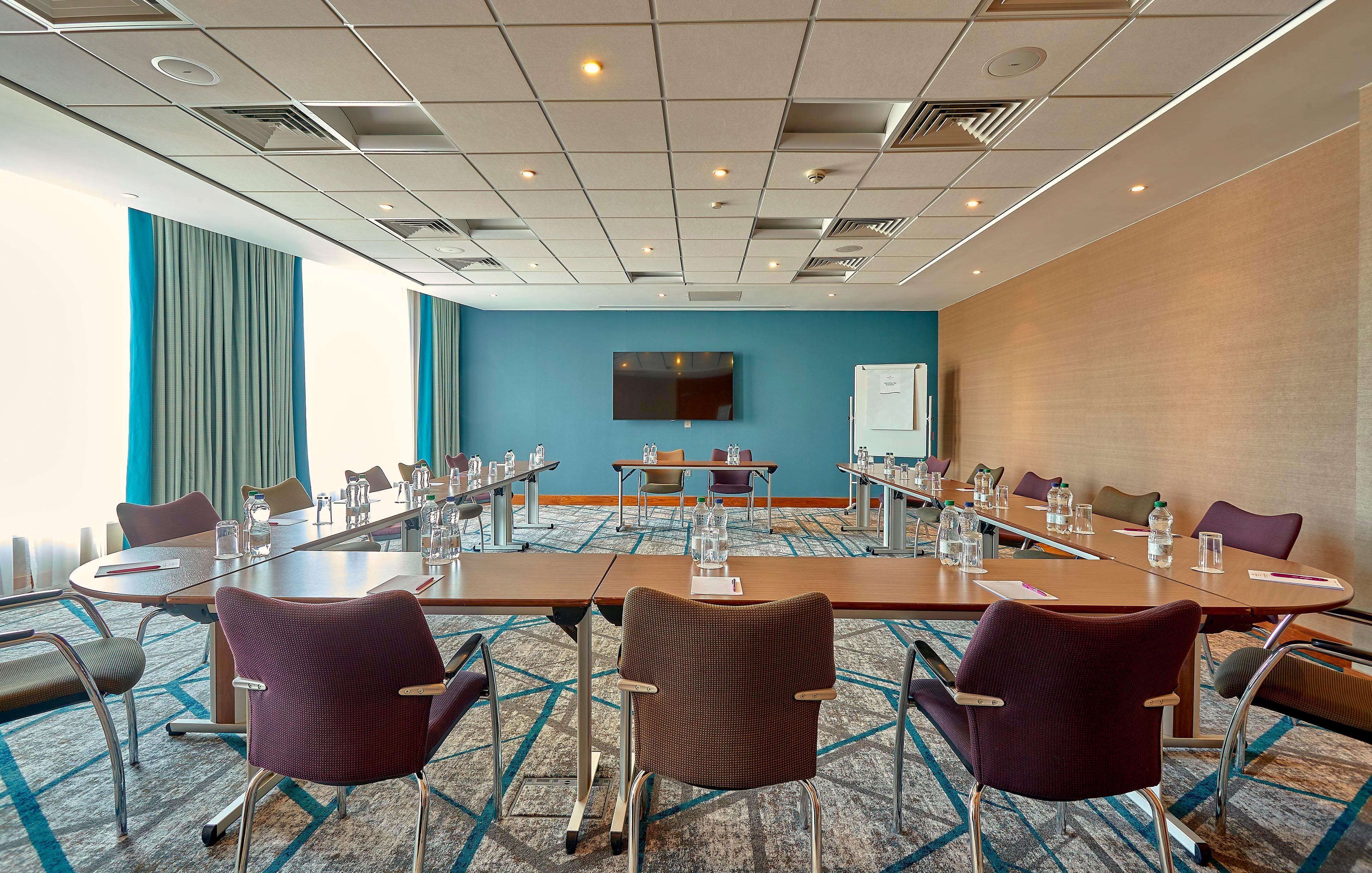 Crowne Plaza Reading Hotel Bagian luar foto
