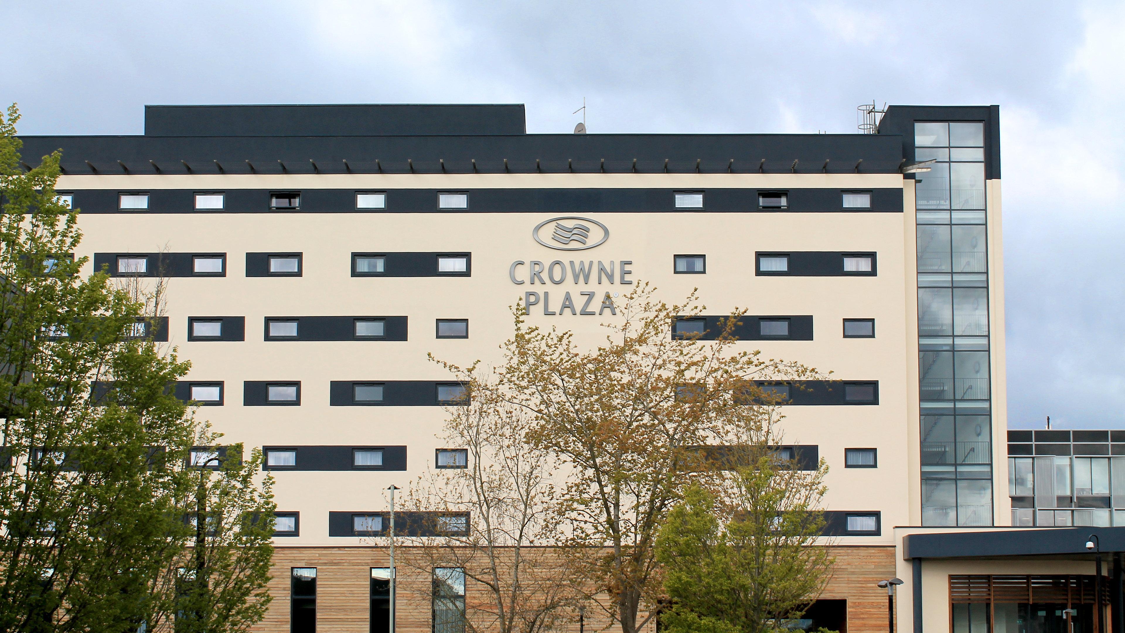 Crowne Plaza Reading Hotel Bagian luar foto