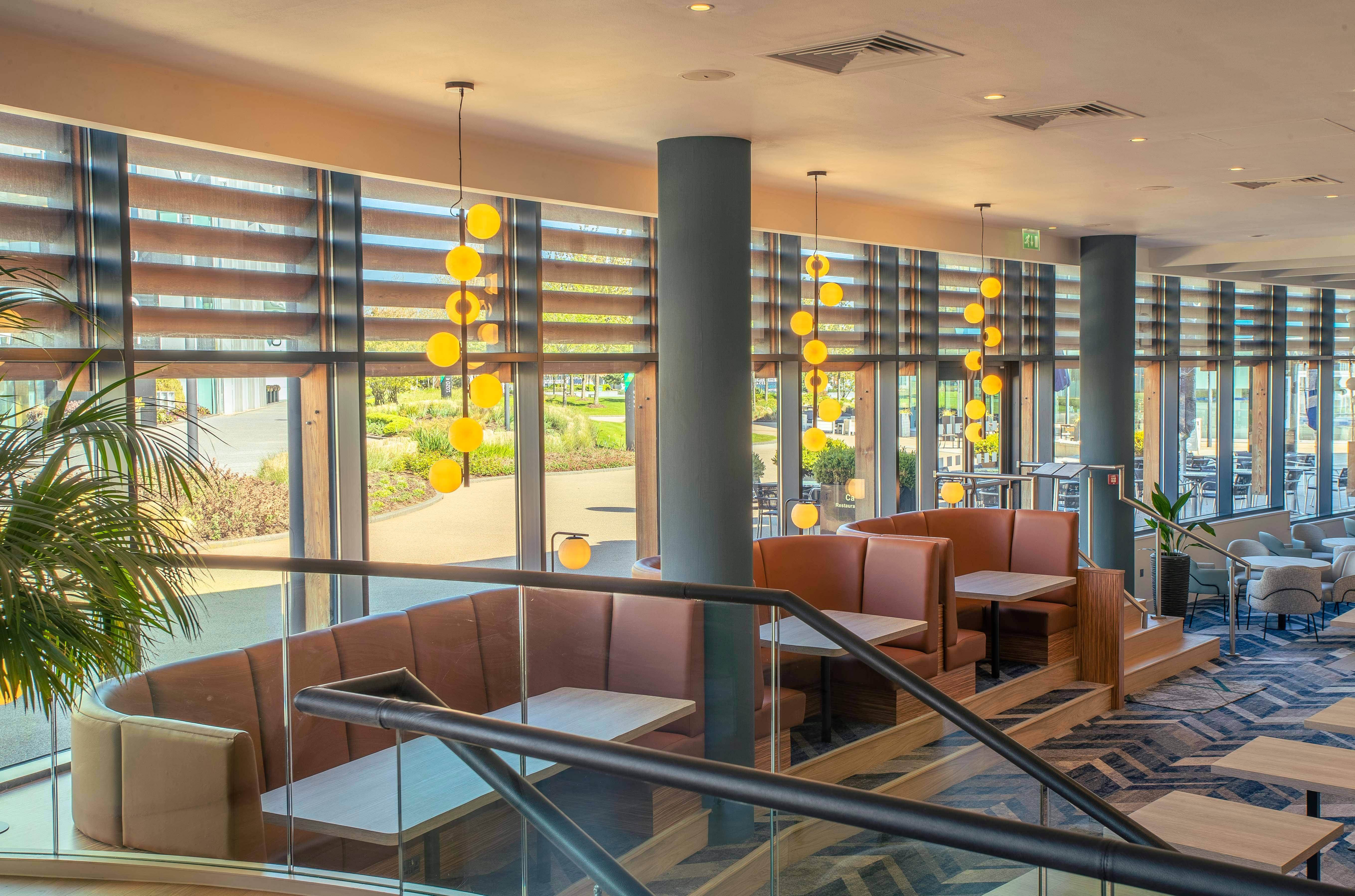Crowne Plaza Reading Hotel Bagian luar foto