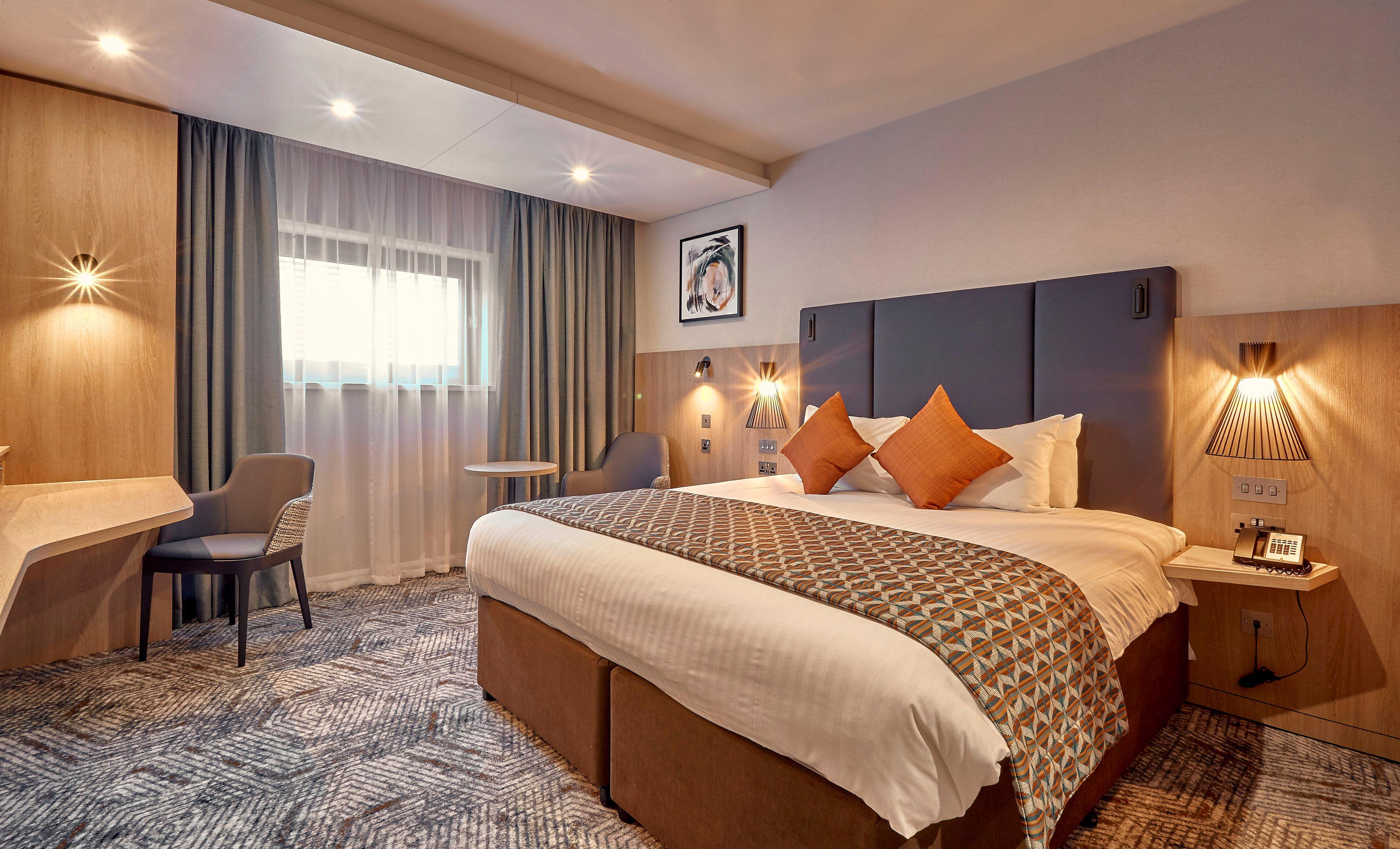 Crowne Plaza Reading Hotel Bagian luar foto