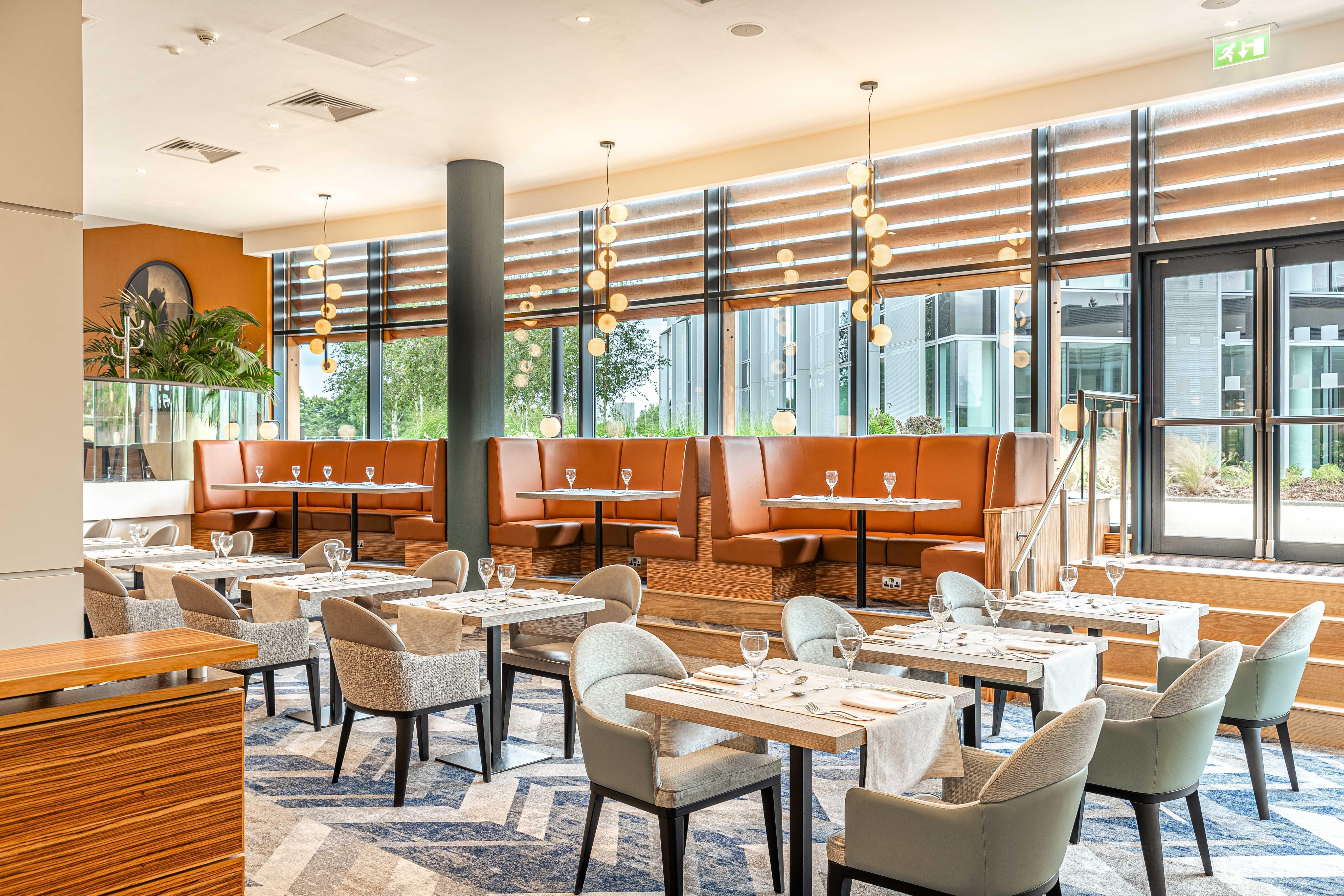 Crowne Plaza Reading Hotel Bagian luar foto
