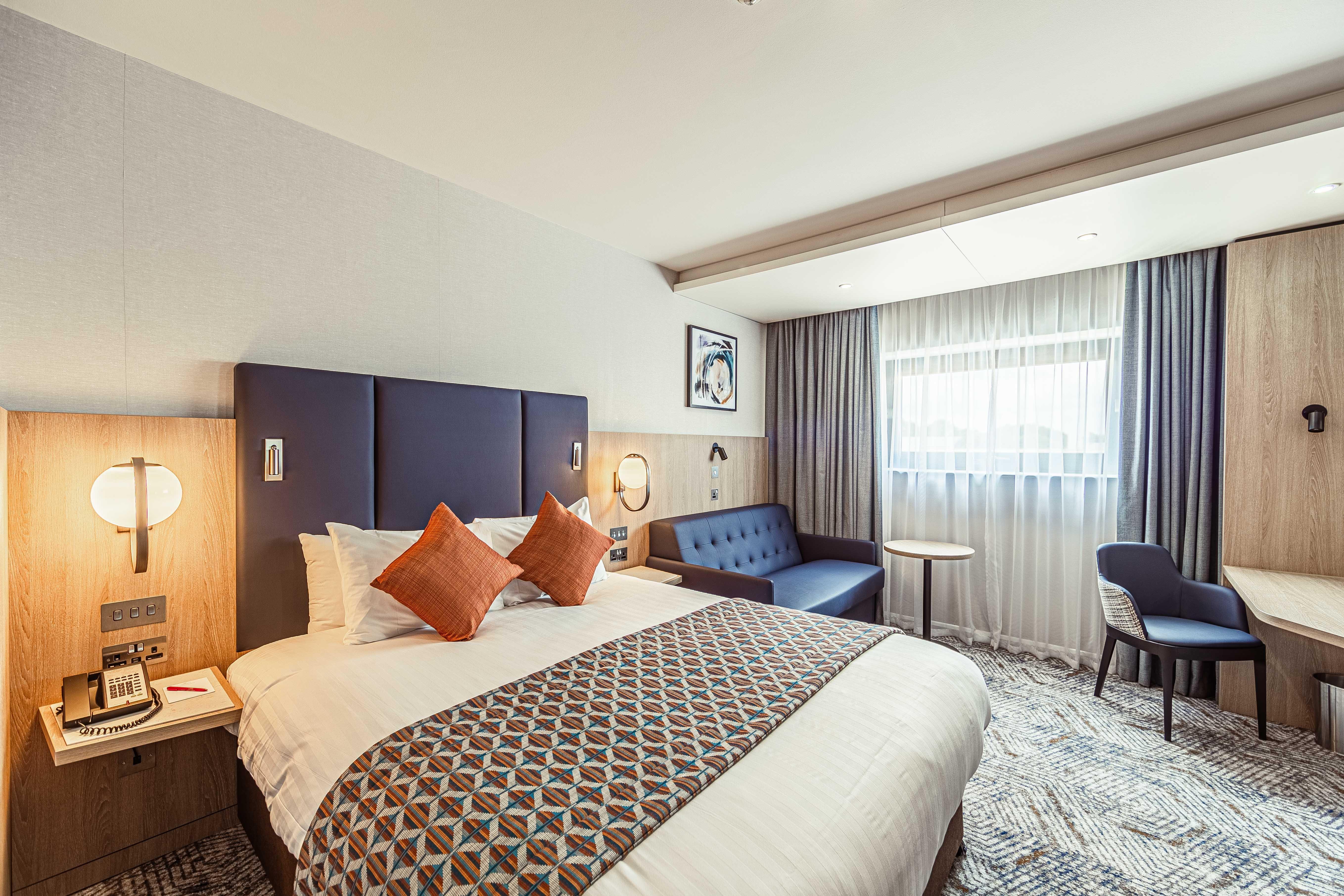 Crowne Plaza Reading Hotel Bagian luar foto