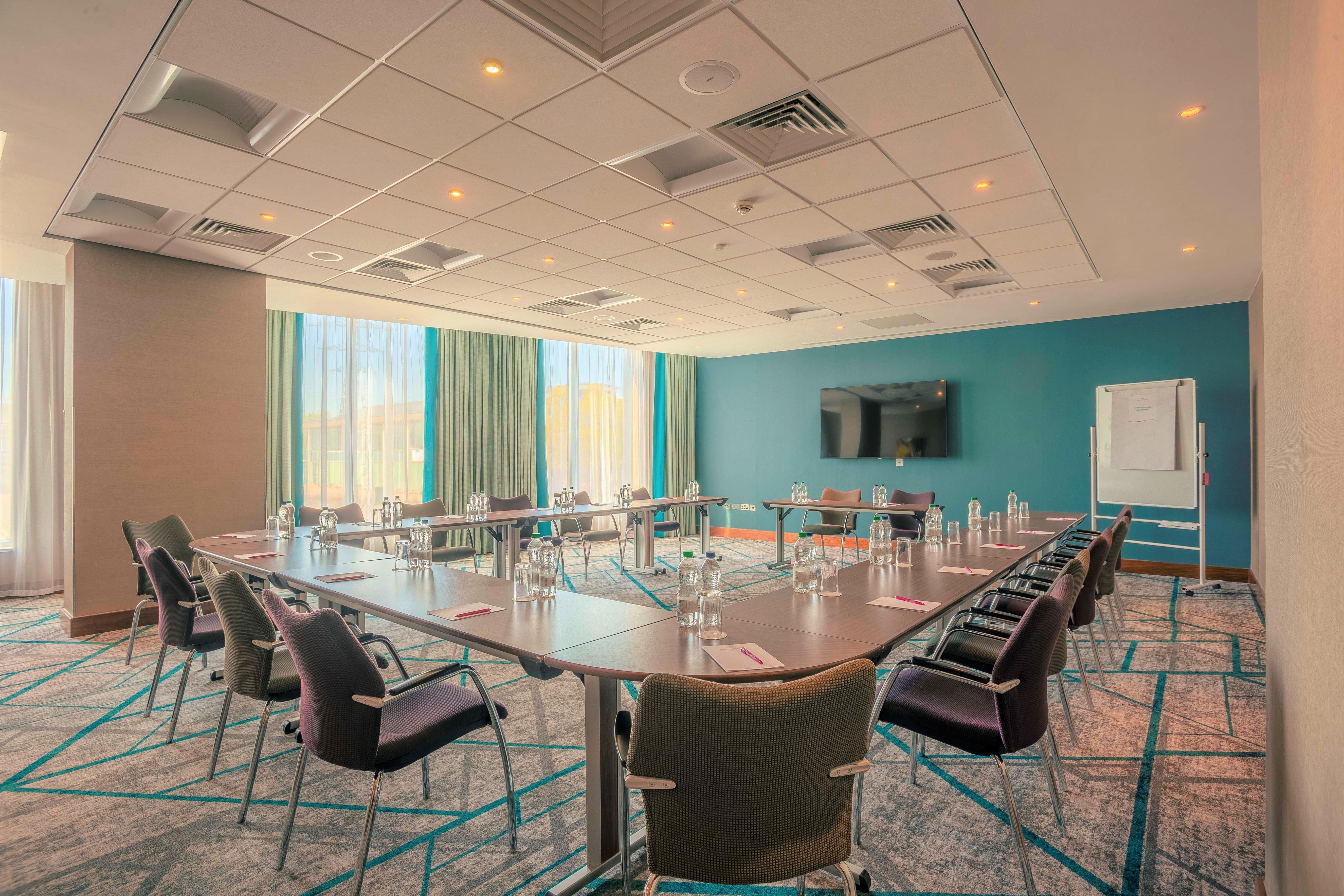 Crowne Plaza Reading Hotel Bagian luar foto